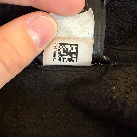 The North Face Black Teddy Jacket - Picture 15 of 15